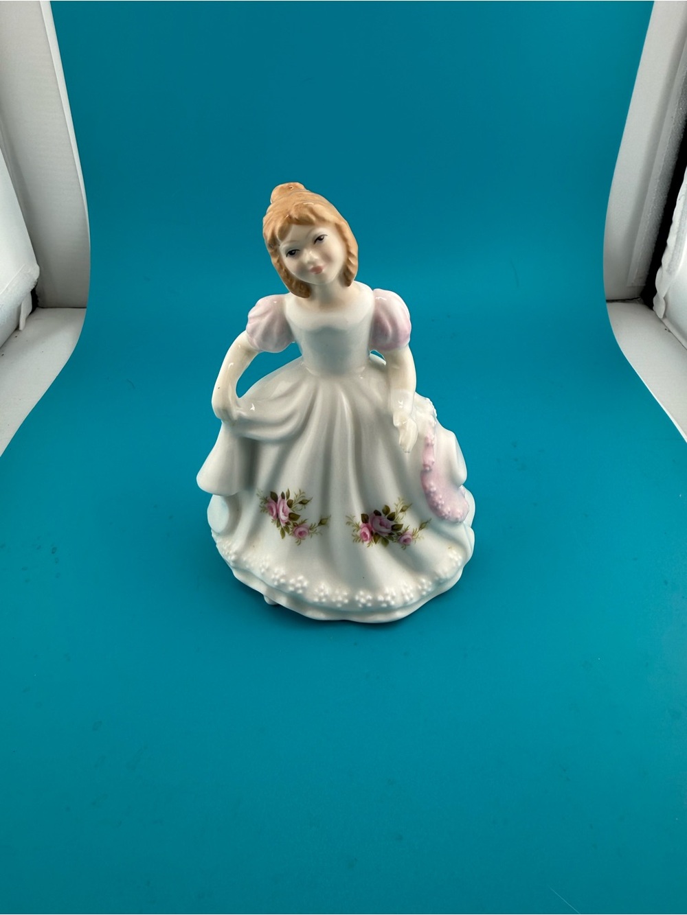 Royal Doulton June HN 3323 Figure of the Month 1990 Bone China Figurine England